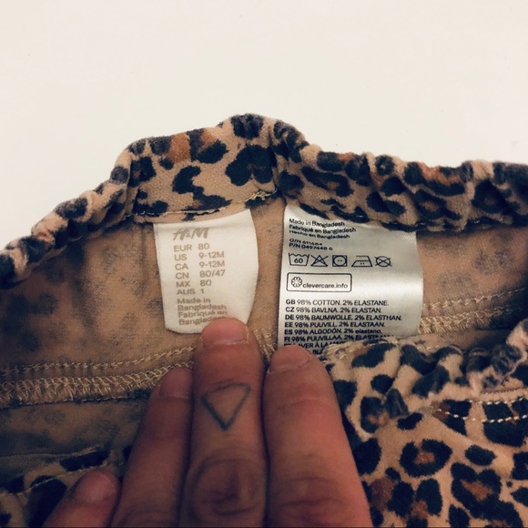 Girl’s Velvet Pants - Picture 3 of 3